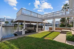 3423 Christmas Tree Point Rd, Galveston, TX 77554 - Photo 9