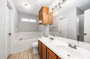 5922 James Pl, Houston, TX 77085 - Photo 17