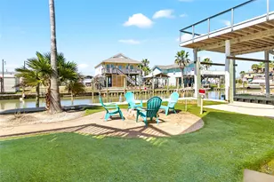 319 Pompano Ln, Surfside Beach, TX 77541 - Photo 33
