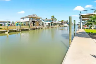 319 Pompano Ln, Surfside Beach, TX 77541 - Photo 37