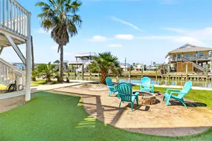 319 Pompano Ln, Surfside Beach, TX 77541 - Photo 3