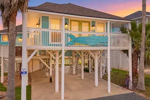 319 Pompano Ln, Surfside Beach, TX 77541 - Photo 1