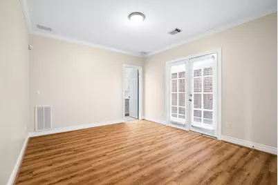 118 Oak Place Drive, Houston, TX 77006 - Photo 19