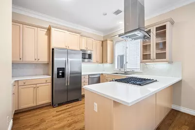 118 Oak Place Drive, Houston, TX 77006 - Photo 9