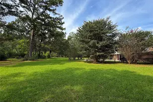 851 Oakridge Dr, Cleveland, TX 77328 - Photo 3