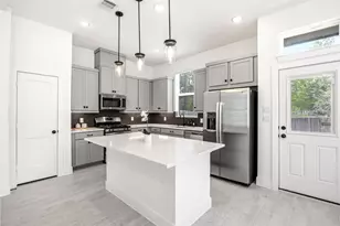 219 Prairie Rose Ct, Conroe, TX 77318 - Photo 9