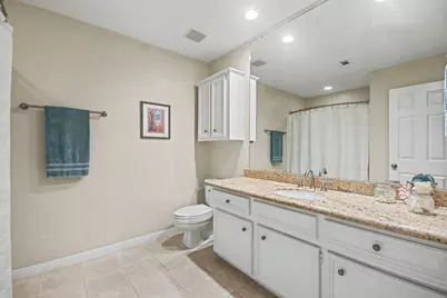 15318 Brook Arbor Court, Houston, TX 77062 - Photo 25