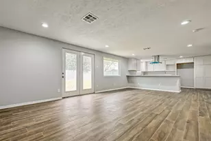 4418 Knotty Oaks Trail, Houston, TX 77045 - Photo 17