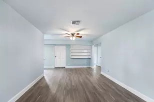 666 Elton St, Houston, TX 77034 - Photo 11