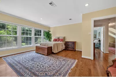 35 W Rivercrest Drive, Houston, TX 77042 - Photo 17