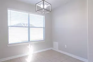 2706 Star Peak Dr, Houston, TX 77088 - Photo 13