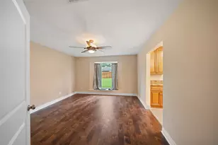 706 Enchanted River Dr, Spring, TX 77388 - Photo 21