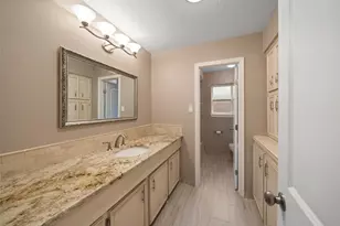 706 Enchanted River Dr, Spring, TX 77388 - Photo 17