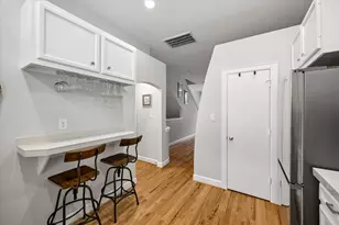 8715 Meadowcroft Dr, Houston, TX 77063 - Photo 7