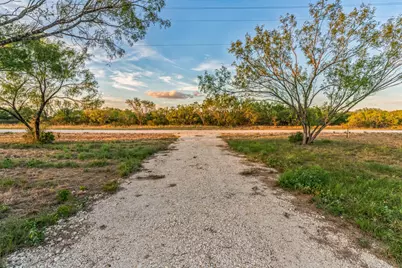 135 Frio Estates Drive, Moore, TX 78057 - Photo 29