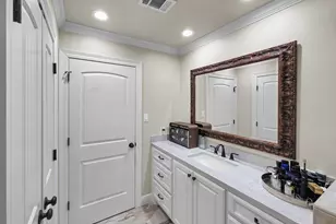 3125 W Park Ave, Pinehurst, TX 77630 - Photo 17