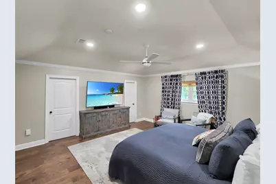 3125 W Park Avenue, Pinehurst, TX 77630 - Photo 15