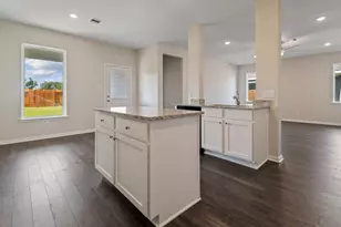 15870 Berry Hl Dr, Conroe, TX 77303 - Photo 9