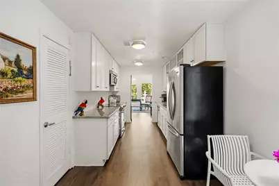 9400 Doliver Drive #16, Houston, TX 77063 - Photo 17