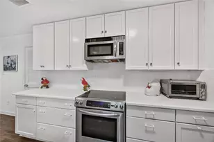 9400 Doliver Dr, Houston, TX 77063 - Photo 15