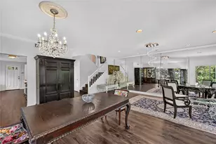 9400 Doliver Dr, Houston, TX 77063 - Photo 13