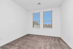 677 Royal Arch Dr, Conroe, TX 77304 - Photo 15