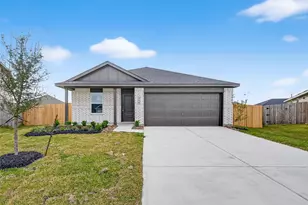 216 Amy St, Angleton, TX 77515 - Photo 1