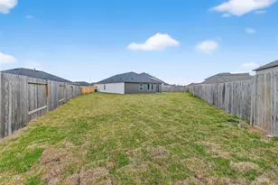 216 Amy St, Angleton, TX 77515 - Photo 41