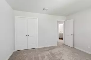 1337 Coastal Dr, Dayton, TX 77535 - Photo 11