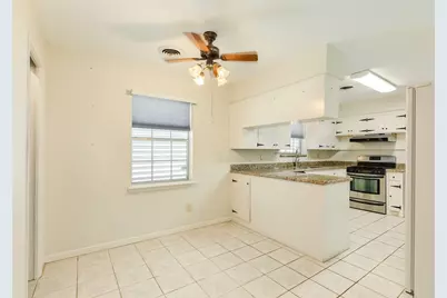 7721 Beluche Drive, Galveston, TX 77551 - Photo 15