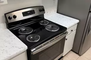 2816 S Bartell Dr, Houston, TX 77054 - Photo 5