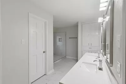 17519 Butte Creek Road, Houston, TX 77090 - Photo 11