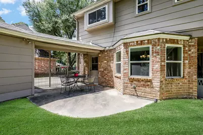 13706 Darrington Lane, Houston, TX 77069 - Photo 33