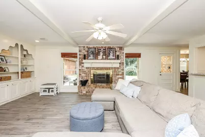 13706 Darrington Lane, Houston, TX 77069 - Photo 5
