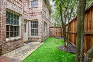 2740 Wroxton Rd, West University Place, TX 77005 - Photo 15