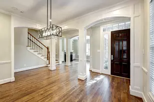 2740 Wroxton Rd, West University Place, TX 77005 - Photo 7