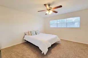 2115 Forest Oaks Dr, Houston, TX 77017 - Photo 31