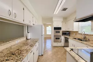 2115 Forest Oaks Dr, Houston, TX 77017 - Photo 21