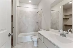 407 Mathis Lk Ct, Conroe, TX 77304 - Photo 15