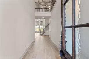 407 Mathis Lk Ct, Conroe, TX 77304 - Photo 3