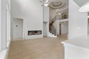 407 Mathis Lk Ct, Conroe, TX 77304 - Photo 5