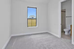 12203 Hudson Dr, Mont Belvieu, TX 77523 - Photo 13