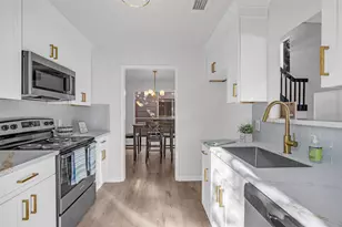 1907 Trixie Ln, Houston, TX 77042 - Photo 9