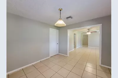 10117 Dulcimer Street, Houston, TX 77051 - Photo 11