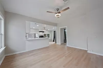 615 Pacific St, Houston, TX 77006 - Photo 7