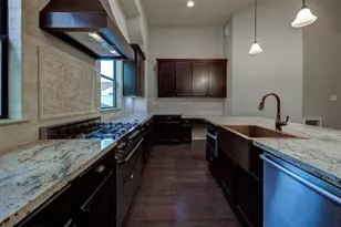 1809 W 24th St, Houston, TX 77008 - Photo 7