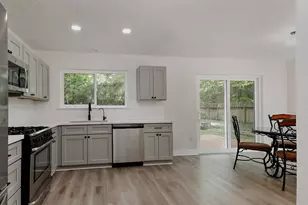 3 Meadow Beauty, The Woodlands, TX 77381 - Photo 11