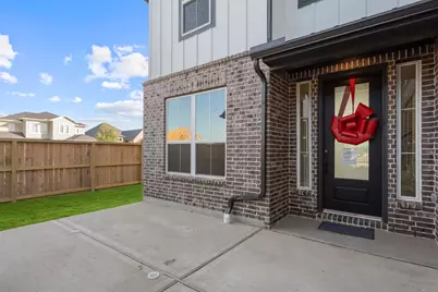 401 Wild Thicket Drive, Katy, TX 77493 - Photo 3