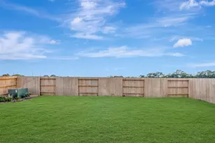 1816 Sleeping Hls Dr, Rosenberg, TX 77471 - Photo 11