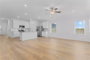 9006 Shady Cabana Wy, Iowa Colony, TX 77583 - Photo 11
